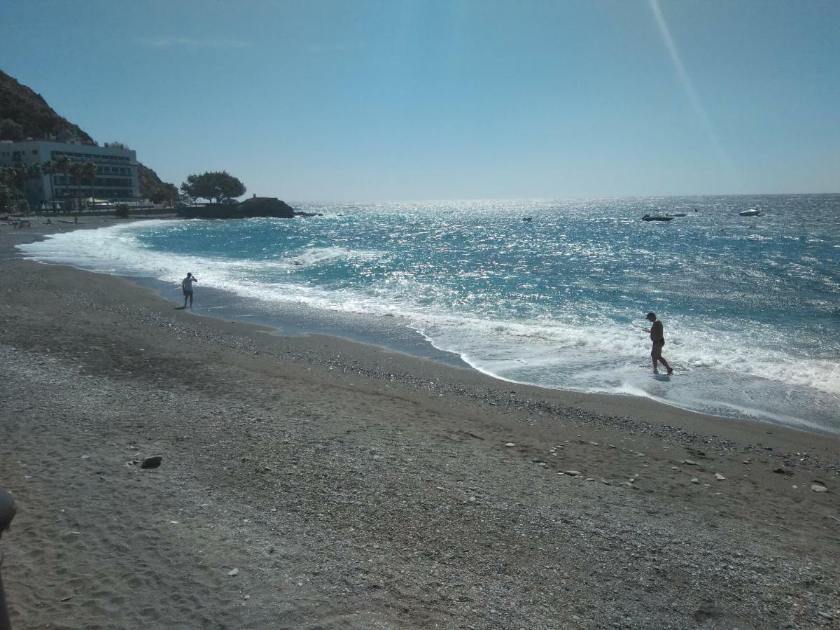 Vacaciones En El Mar Salobreña Exterior foto